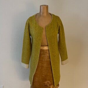 Vintage Hand Made Wool Tweed - No Tags or Labels - Approximate Size Medium